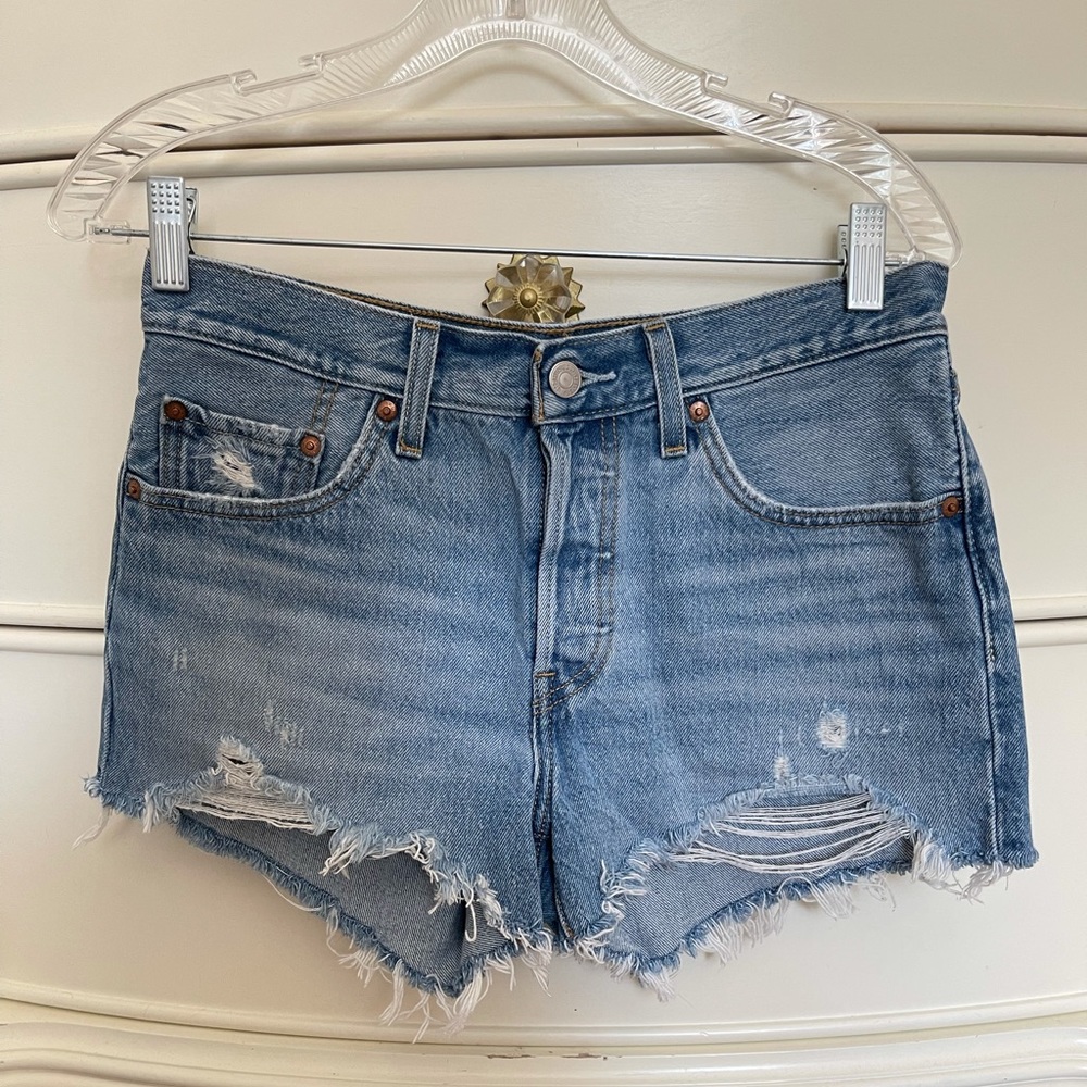 LEVIS 501 DENIM SHORTS